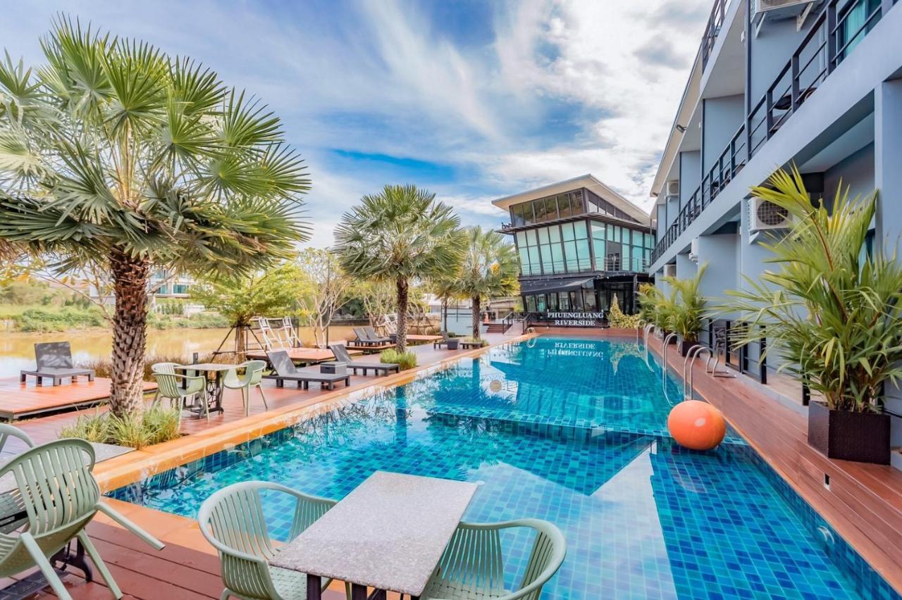 Phuengluang Riverside Hotel Chanthaburi Exterior photo